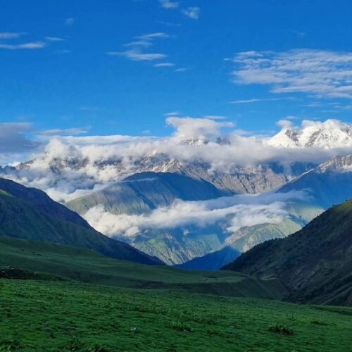 Dayara Bugyal Trek